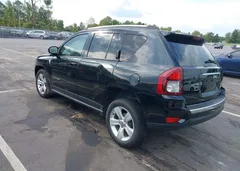 2015 Jeep Compass Latitude — фото 3