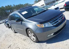 2013 Honda Odyssey Touring — фото 1