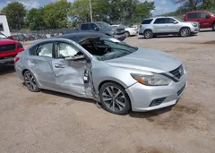 2016 Nissan Altima 2.5 SR — фото 1