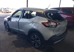 2020 Nissan Kicks SR Xtronic Cvt — фото 3