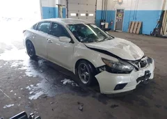 2016 Nissan Altima 2.5 SR — фото 1