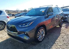 2023 Toyota Highlander Hybrid Platinum — фото 2