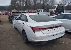 2023 Hyundai Elantra Sel — фото 3