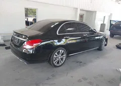 2016 Mercedes-Benz C 300 Luxury/Sport — фото 4
