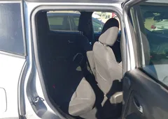 2016 Jeep Renegade Latitude — фото 8