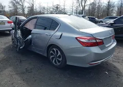 2017 Honda Accord Ex-L — фото 3