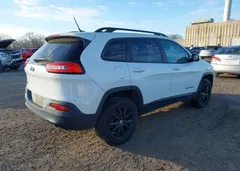 2014 Jeep Cherokee Altitude — фото 4