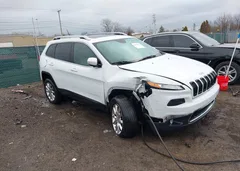 2015 Jeep Cherokee Limited — фото 17