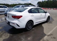 2022 Kia Rio LX — фото 4