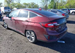 2019 Honda Clarity Plug-In Hybrid — фото 3