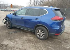 2017 Nissan Rogue Sv — фото 3