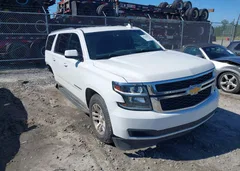 2017 Chevrolet Suburban Lt — фото 1