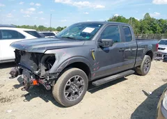 2025 Ford F-150 Stx — фото 2