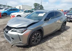 2019 Lexus Ux 200 — фото 2
