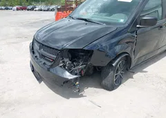 2018 Dodge Grand Caravan GT — фото 6