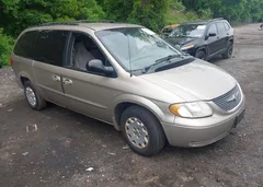 2002 Chrysler Town & Country Lx — фото 1