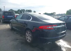 2010 Jaguar Xf — фото 3
