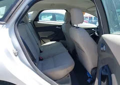 2015 Ford Focus Se — фото 8