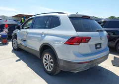2019 Volkswagen Tiguan 2.0T Se/2.0T Sel/2.0T Sel R-Line/2.0T Sel R-Line Black — фото 3