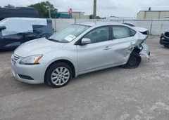 2015 Nissan Sentra S — фото 2