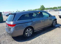 2015 Honda Odyssey Touring/Touring Elite — фото 4