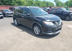2015 Nissan Rogue SV — фото 1