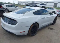 2021 Ford Mustang Ecoboost Fastback — фото 4