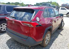 2021 Toyota Rav4 LE — фото 21
