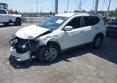 2016 Nissan Rogue Sv — фото 2