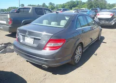2009 Mercedes-Benz C 300 4Matic — фото 4
