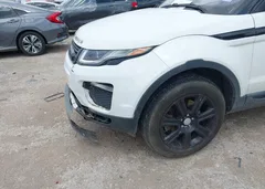 2017 Land Rover Range Rover Evoque Se/Se Premium — фото 6