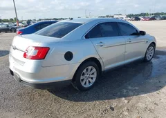 2012 Ford Taurus Se — фото 4