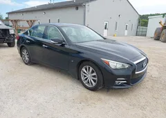 2015 Infiniti Q50 Premium — фото 1