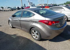 2013 Hyundai Elantra Gls — фото 3