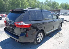 2016 Toyota Sienna Le 8 Passenger — фото 4