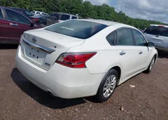 2014 Nissan Altima 2.5 S — фото 4
