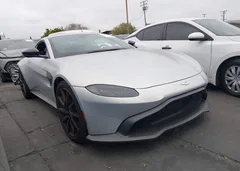 2020 Aston Martin Vantage — фото 1