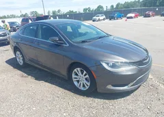 2015 Chrysler 200 Limited — фото 1