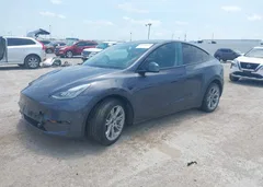 2021 Tesla Model Y Long Range Dual Motor All-Wheel Drive — фото 2