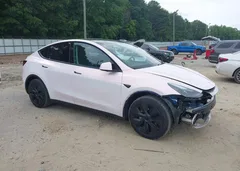 2025 Tesla Model Y Long Range Dual Motor All-Wheel Drive — фото 1