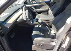 2025 Tesla Model Y Long Range Dual Motor Rear-Wheel Drive — фото 5