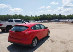 2016 Ford Focus SE — фото 4
