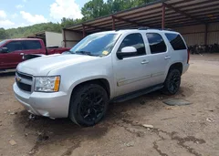2013 Chevrolet Tahoe LT — фото 2