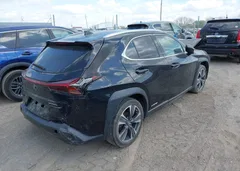 2021 Lexus Ux 250H — фото 4