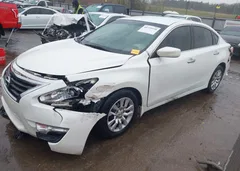 2015 Nissan Altima 2.5 S — фото 2