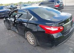 2017 Nissan Altima 2.5 S — фото 3