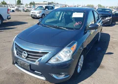 2017 Nissan Versa 1.6 SV — фото 2