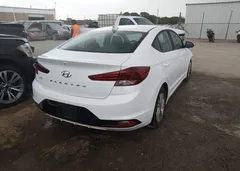 2019 Hyundai Elantra Sel — фото 4