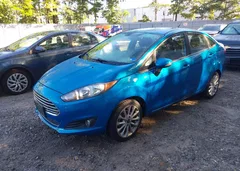 2014 Ford Fiesta Se — фото 2