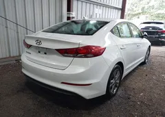2017 Hyundai Elantra Se — фото 4